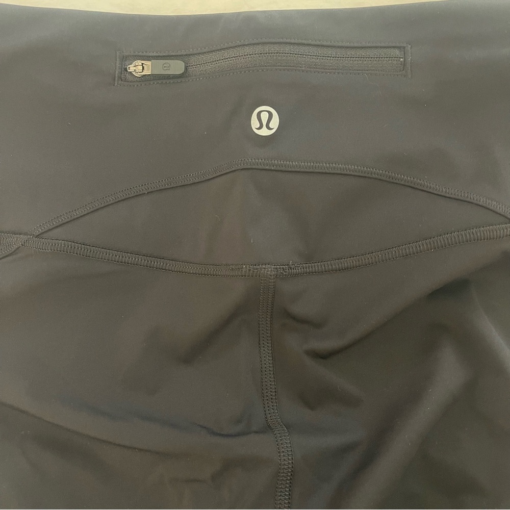 Lululemon Black Leggings- Cropped - Picture 4 of 8